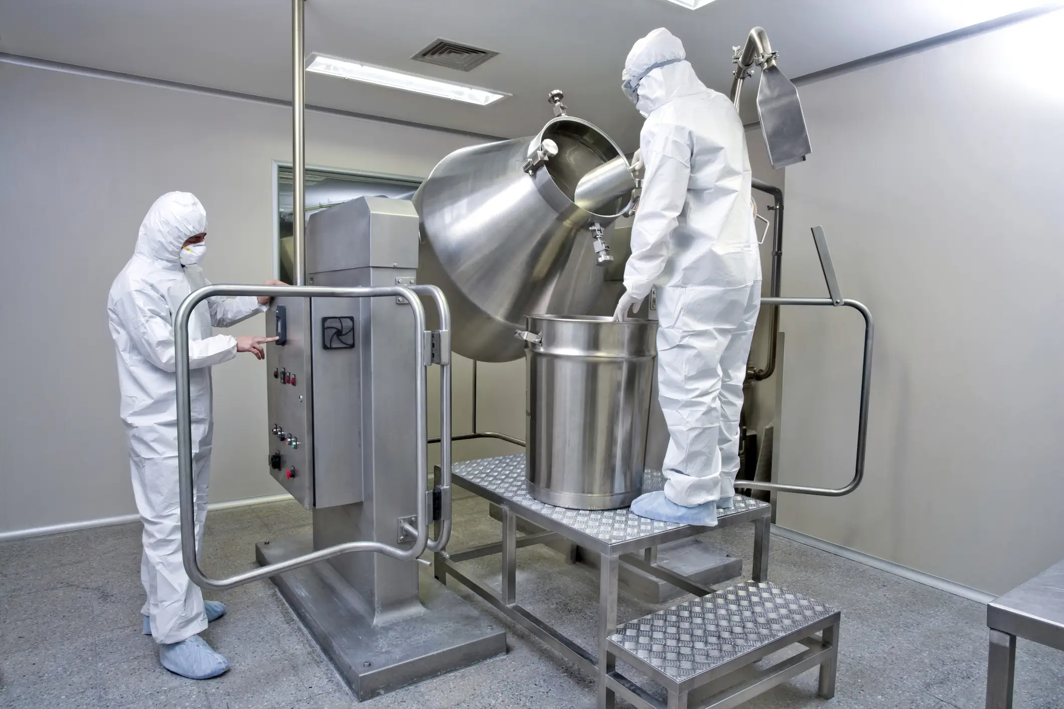 Pharmaceutical manufacturing dust containment