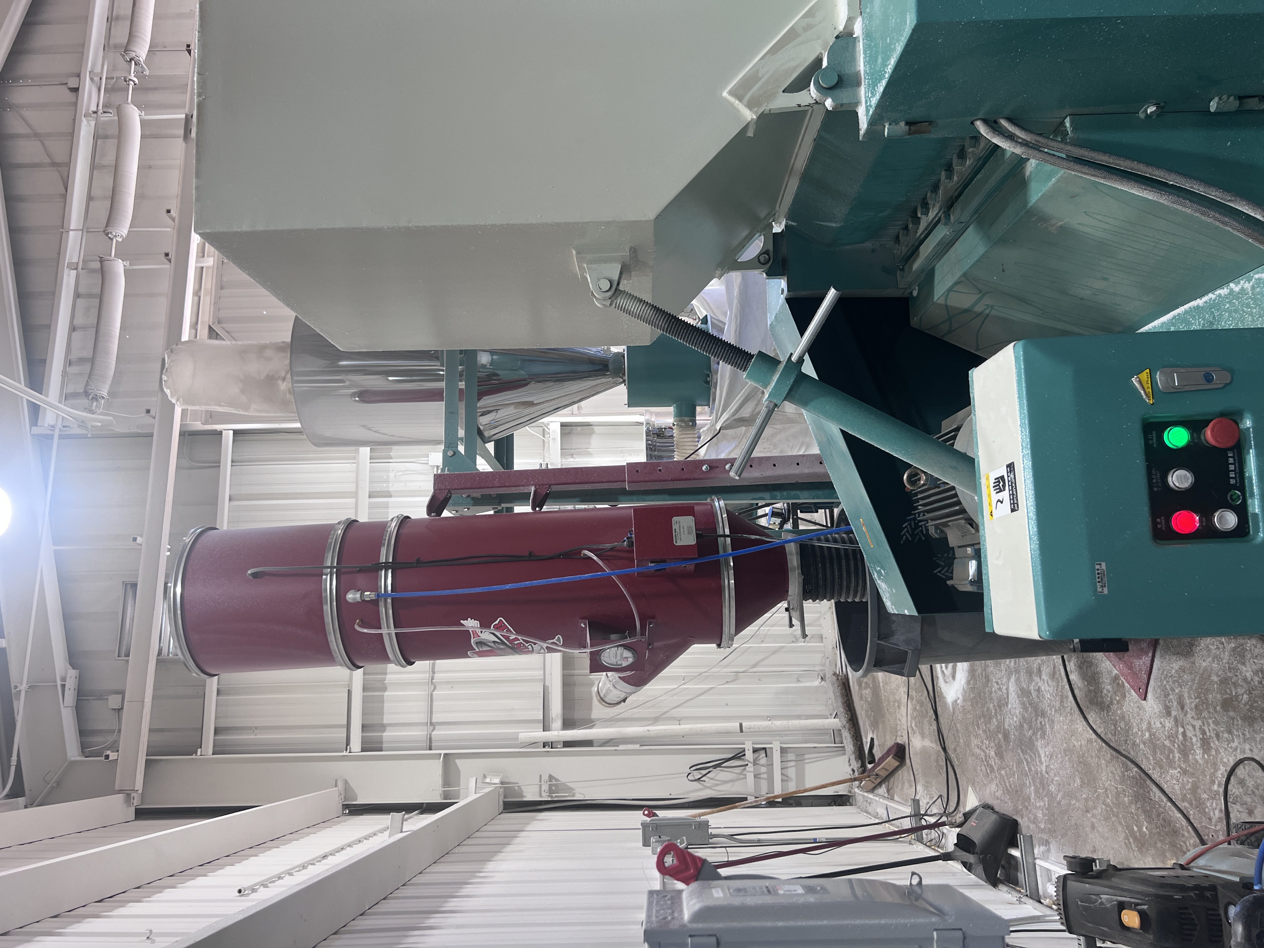 97% Fewer Defects: Eliminating Regrind Fines With a Cyclone